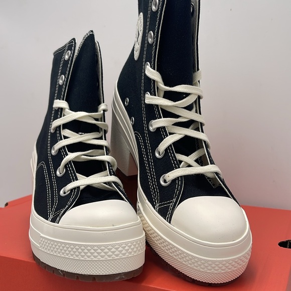 Converse WMNS CHUCK 70 DE LUXE HEEL HI BLACK/EGRET/EGRET A05347C Platform Snkrs - Picture 5 of 16